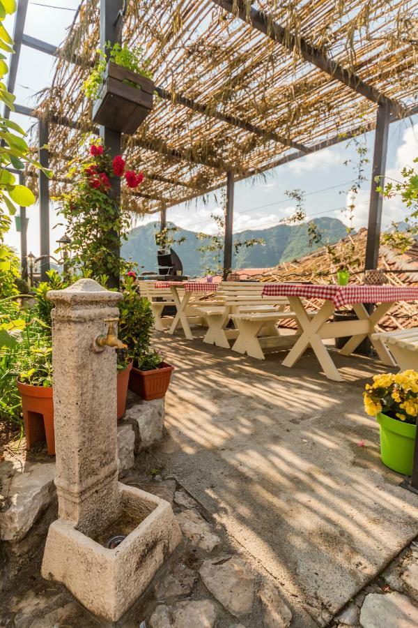 Guest House Luna Virpazar Exterior photo